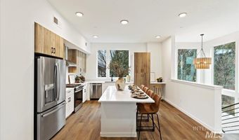 2043 S Makar Ln, Boise, ID 83706