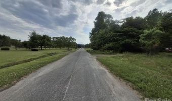 890 Snohan Rd, Ayden, NC 28513
