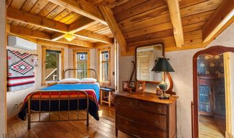 2919 Hawkline Rd, Bozeman, MT 59715