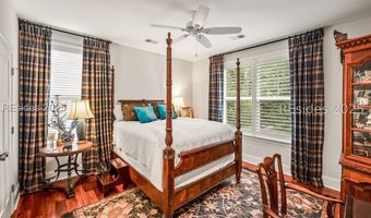 9 Bajala Dr E, Beaufort, SC 29907
