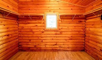 332 Allan St, Allison, IA 50602
