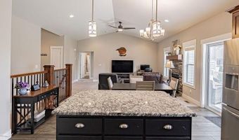 1043 Diamond Dr, Ammon, ID 83406