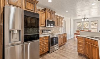 1892 N Golden Delicious Dr, Apple Valley, UT 84737