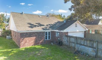 173 Pine Grove Ave, Biloxi, MS 39531