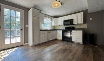 161 Lincoln Hts, Alum Creek, WV 25003