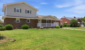 4130 Terrace Dr, Ayden, NC 28513