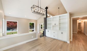 1275 Summit Lake Dr, Angwin, CA 94508
