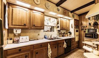 10900 284th Rd, Arkansas City, KS 67005