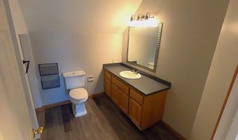 18450 Pratt, Armada, MI 48005