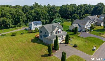 63 Meadow Brook Rd, Brookfield, CT 06804