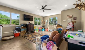 1140 Reynolds Bridge Rd, Benton, TN 37307