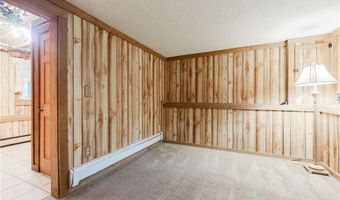 274 Courthouse Ln, Burrillville, RI 02859