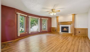 1340 Alderwood Dr, Altoona, IA 50009