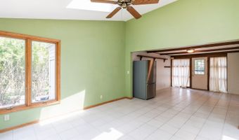1405 Grand Ave, Ames, IA 50010