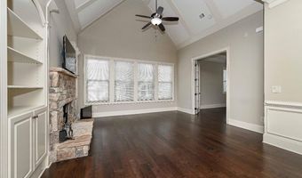 62 Cedarcrest Village Ct, Acworth, GA 30101