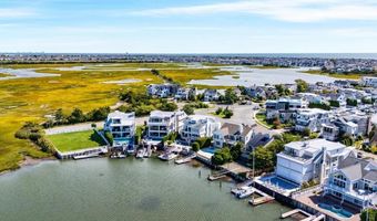 22 PELICAN Dr S, Avalon, NJ 08202