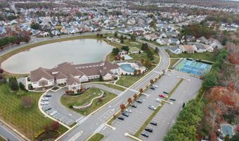 24 Pond View Cir, Barnegat, NJ 08005