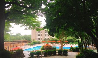 5500 HOLMES RUN Pkwy 1404, Alexandria, VA 22304