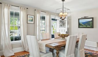 309 Foreside Rd, Falmouth, ME 04105