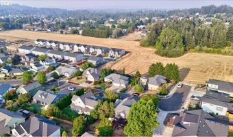 1200 NW THORN Dr, Albany, OR 97321