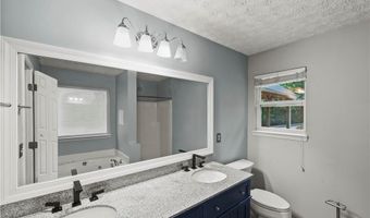 205 Crooked Pine Trl, Baldwin, GA 30511