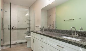 544 N Woodland Ct, Addison, IL 60101