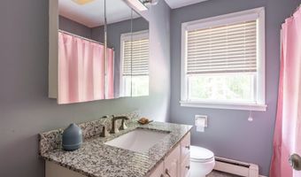 13 Robie Ln, Atkinson, NH 03811