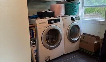 345 Broadway, Bangor, ME 04401