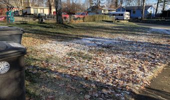 1521 Kinnikinnick St, Anchorage, AK 99508