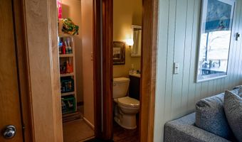 196 W Lake Dr, Arlington, SD 57212
