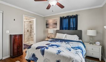 1810 N RIDGE Ave, Arlington Heights, IL 60004
