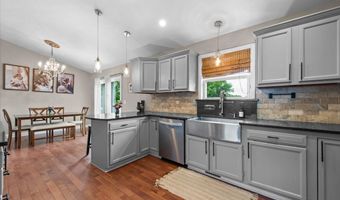 38796 N Kenmore Rd, Antioch, IL 60002