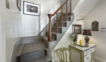 208 High St, Belfast, ME 04915