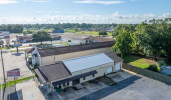 726 Veterans Memorial Dr, Abbeville, LA 70510