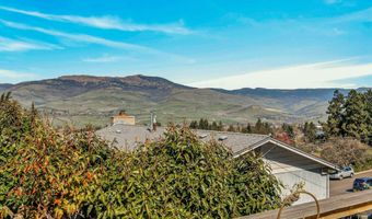 1159 Park St, Ashland, OR 97520