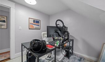49 Arnold St, East Providence, RI 02915