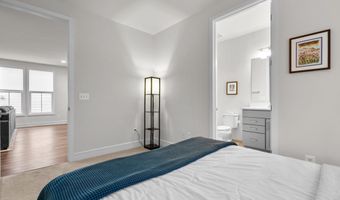 21340 RAINIER Ln, Broadlands, VA 20148