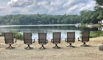 93 E Huntress Pond Rd, Barnstead, NH 03225