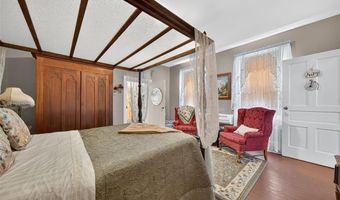 5596 Walnut St, Augusta, MO 63332