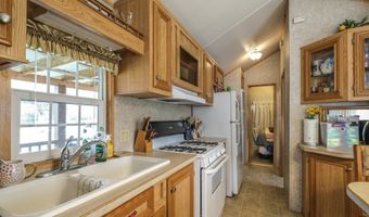 29 Breedlove Dr, Andrews, NC 28901