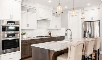 8295 W Sparks Lake Dr, Boise, ID 83714