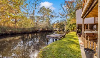 9110 Dove St, Bay St. Louis, MS 39520