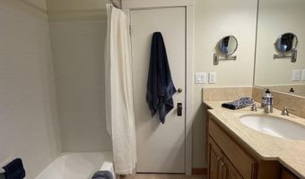 480 S Shilling Ave, Blackfoot, ID 83221