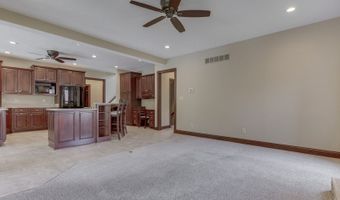 20 Forrests Edge Ct, Indianapolis, IN 46227