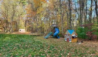 45 Peach Tree Rd, Auburn, NH 03032