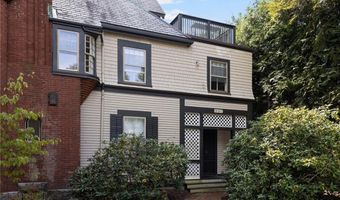 107 Old Beach Rd 2, Newport, RI 02840