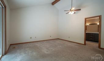 102 Chickadee Ct, Athens, GA 30605