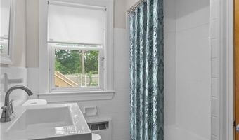 65 Howland Rd, Cranston, RI 02910