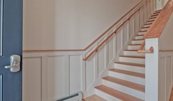 50 Elm St, Bath, ME 04530
