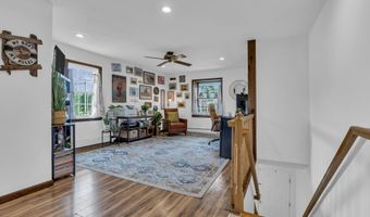 854 Main St, Belford, NJ 07718